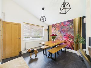 Dining Room- click for photo gallery